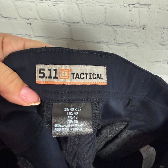 5.11 Tactical Edge Chino Pants 2.0 Mens Size 40 Dark Blue Performance Straight - Picture 3 of 15